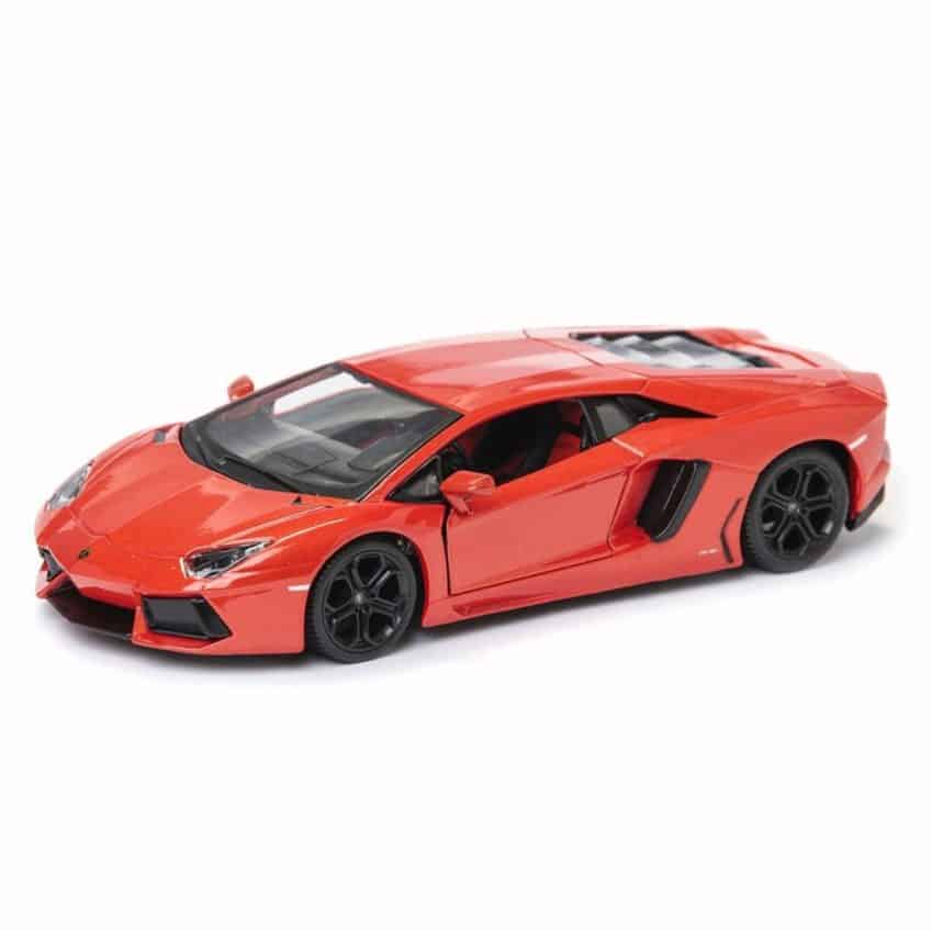 Maisto Lamborghini Aventador LP 700-4 1/24 Diecast Model - The Model Shop