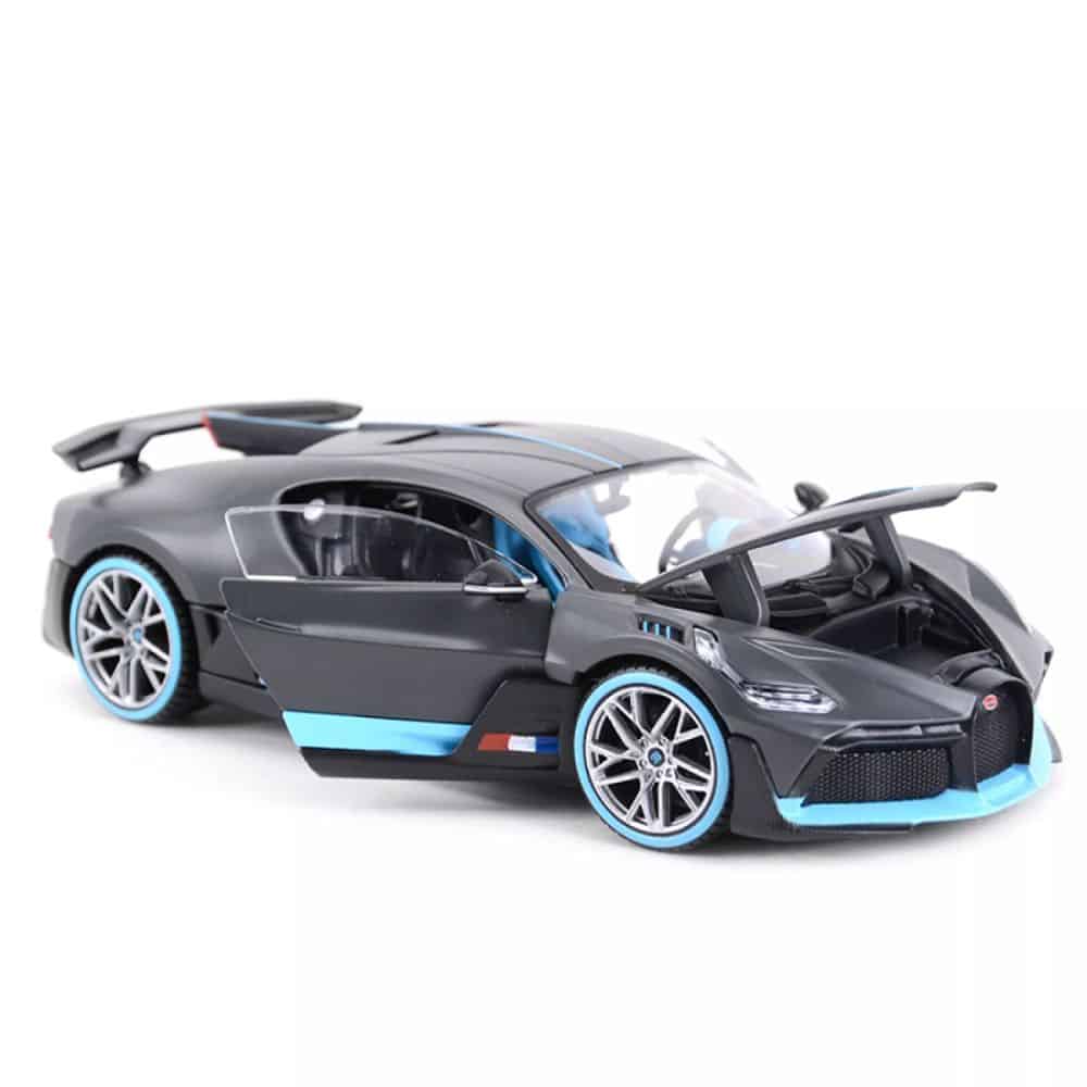 Bugatti Divo 1:24 Diecast Model - The Model Shop