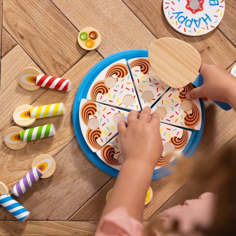 Melissa & Doug Birthday Party Cake Set - Image 8