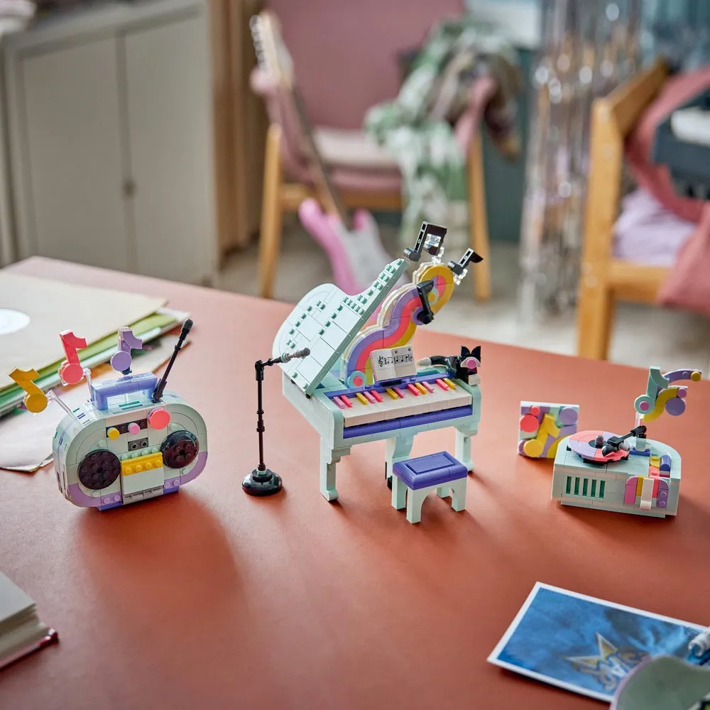 Lego 31392 Creator Music Decor Piano with Cat - Image 3
