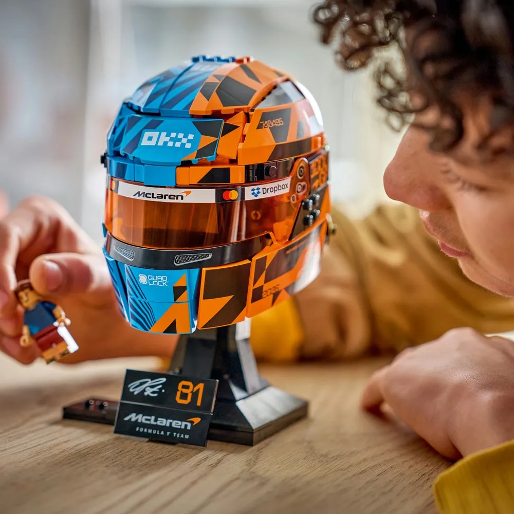 Lego 43017 Editions McLaren Mastercard F1® Team Oscar Piastri Helmet - Image 4