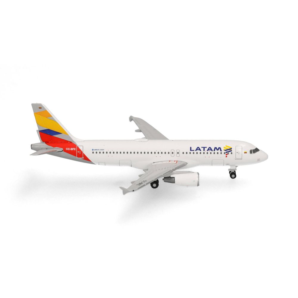Latam Airlines Chile Airbus A320 - Colombia Flag livery